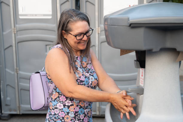 Best Portable restroom trailer rental  in Snyder, OK
